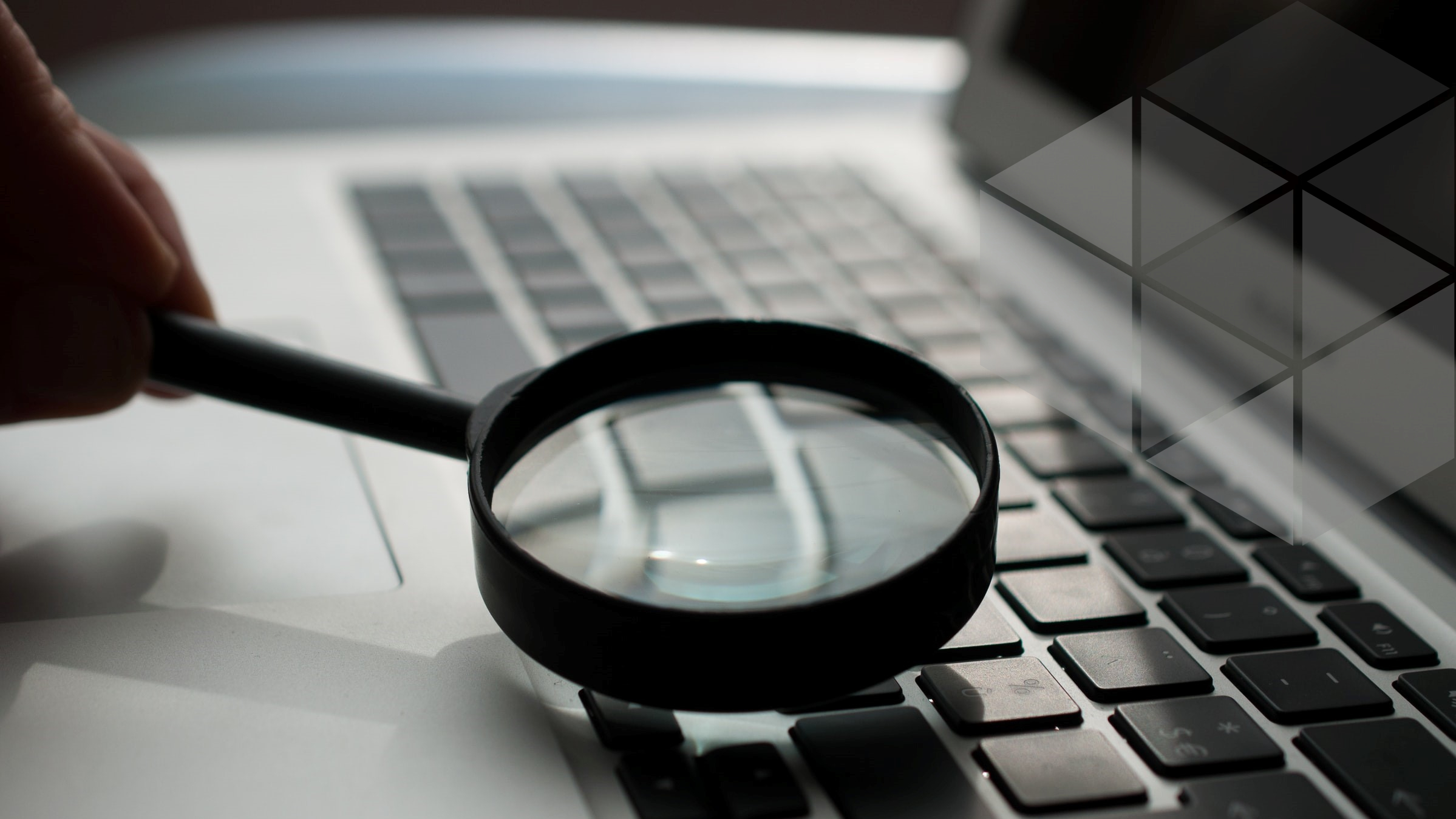 Lupe_agence-olloweb-d9ILr-dbEdg-unsplash_16-9
