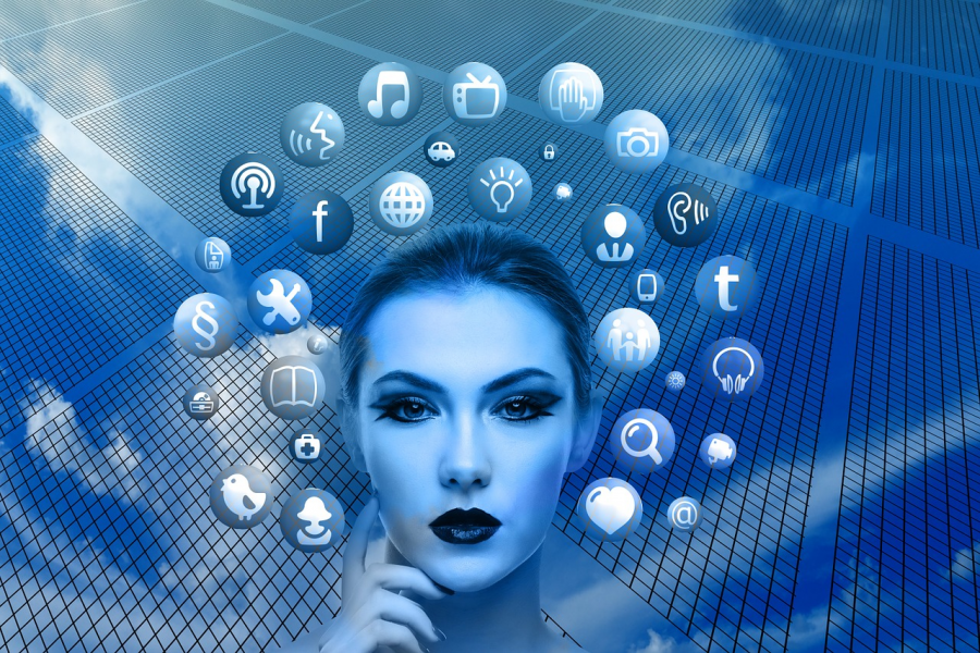 connected-chatbots-900x600